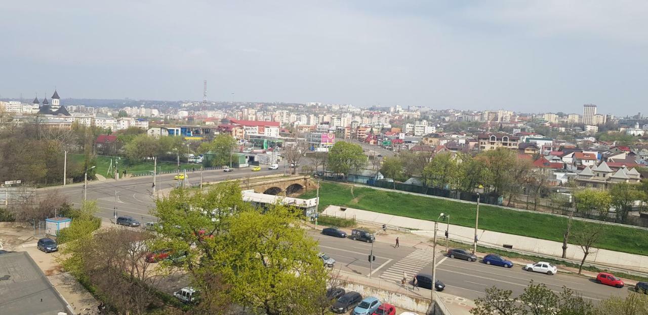 Stone Bridge Studio Iasi Bagian luar foto
